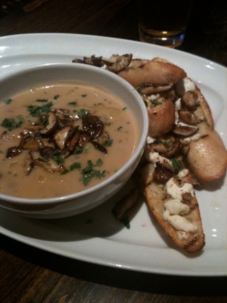 Mushroom soup and Bruschetta with Goat Cheese